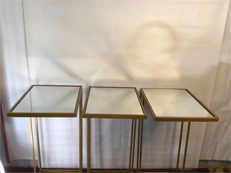 Lot of 3 mirrored gold tables
