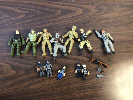 Army guys Lego / mega blocks