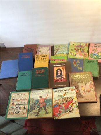 Vintage lot of books